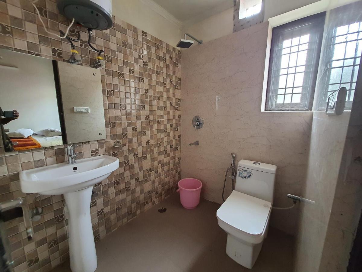 Upvan Inn Bhīm Tāl Екстериор снимка